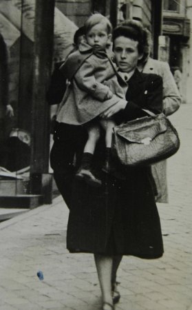 1948 - Marie-Francoise Falisse et Jean.jpg